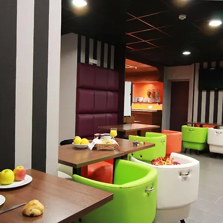 Western De Paris Szálloda