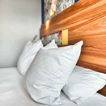 Hotel Western De Paris 3*