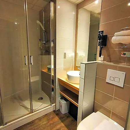Western De Paris Hotel 3*