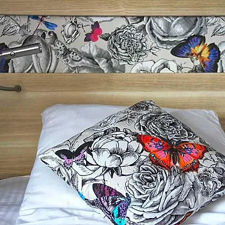 Hotel Western De Paris Laval (Mayenne)