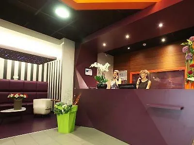 Hotel Western De Paris Laval (Mayenne)