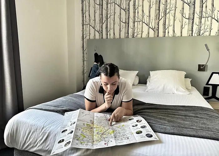 Hotel Western De Paris 3*