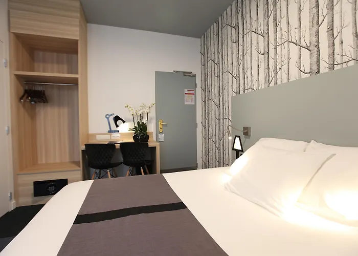 Western De Paris Hotel