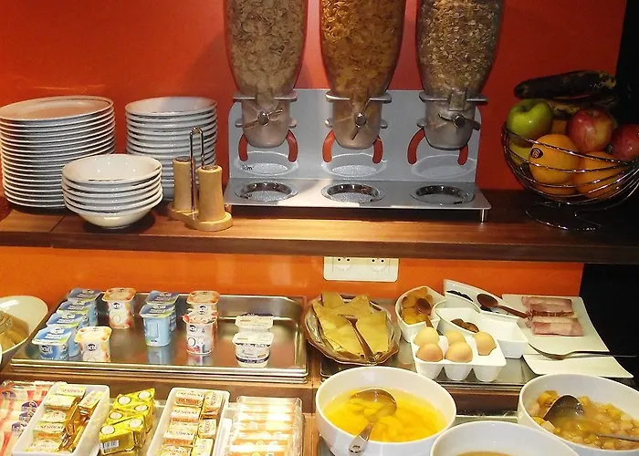 Western De Paris Hotel 3*